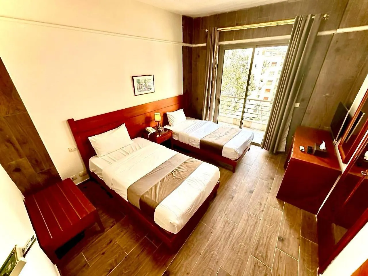 Caesar'S Park Hotel Beirut