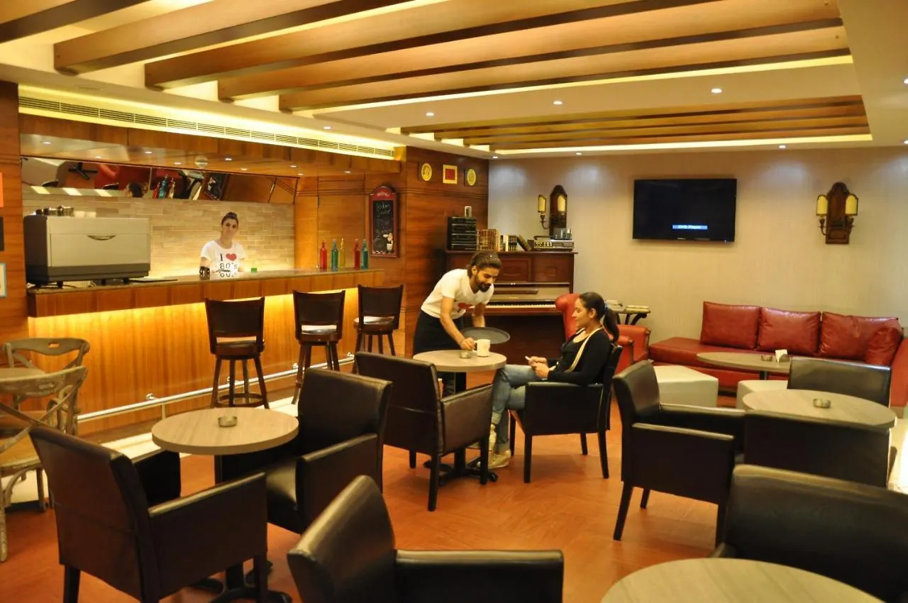 ****  Caesar'S Park Hotel Beirut Lebanon