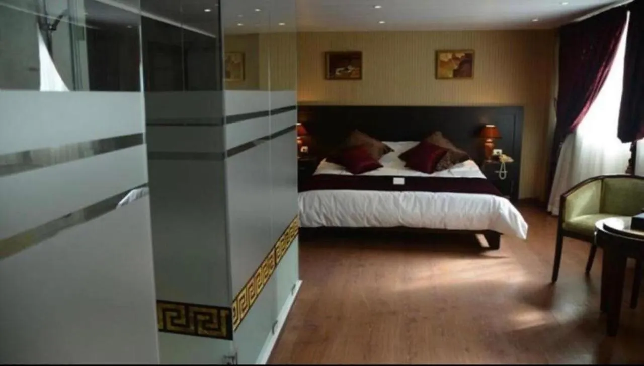 Caesar'S Park Hotel Beirut