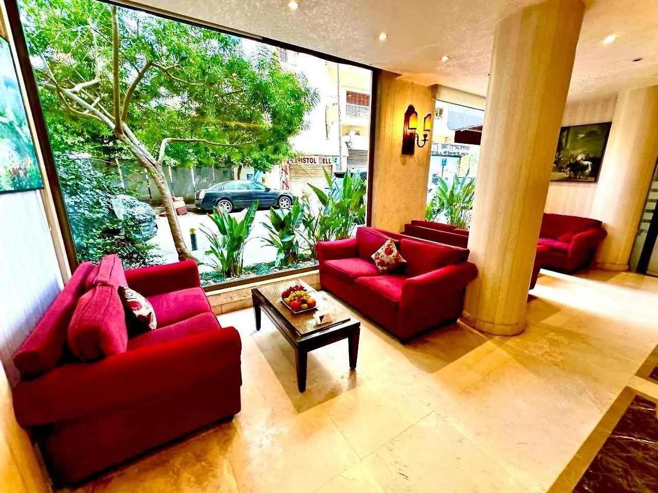 فندق سيزرز بارك بيروت 4*,  لبنان