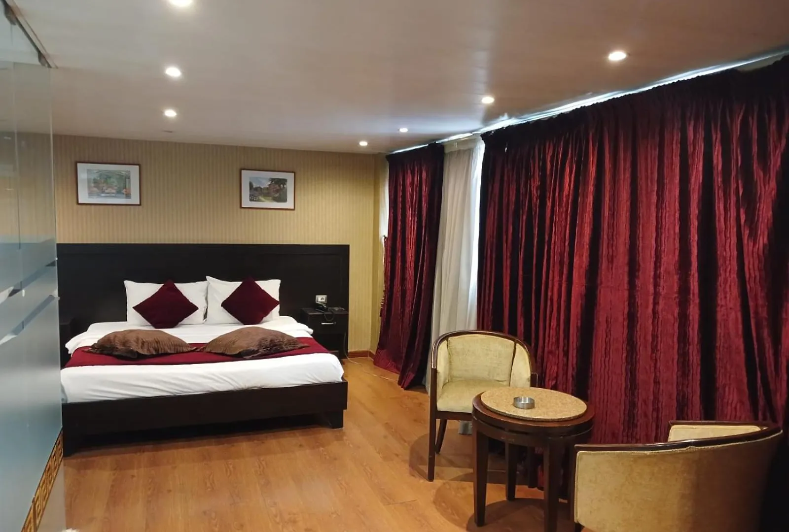 Caesar'S Park Hotel Beirut
